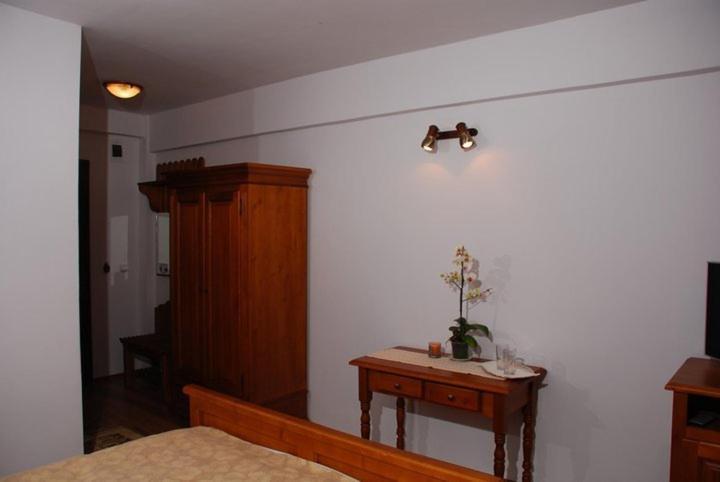 Pension Onelia Gîrda de Sus Habitación foto